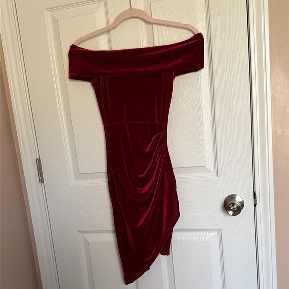 Burgundy Velvet Mini Dress - Picture 4 of 7